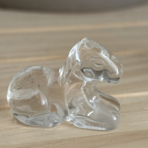 送料無料♬ 2026干支☆午☆水晶☆彫物 天然石 Welina 通販 20255523