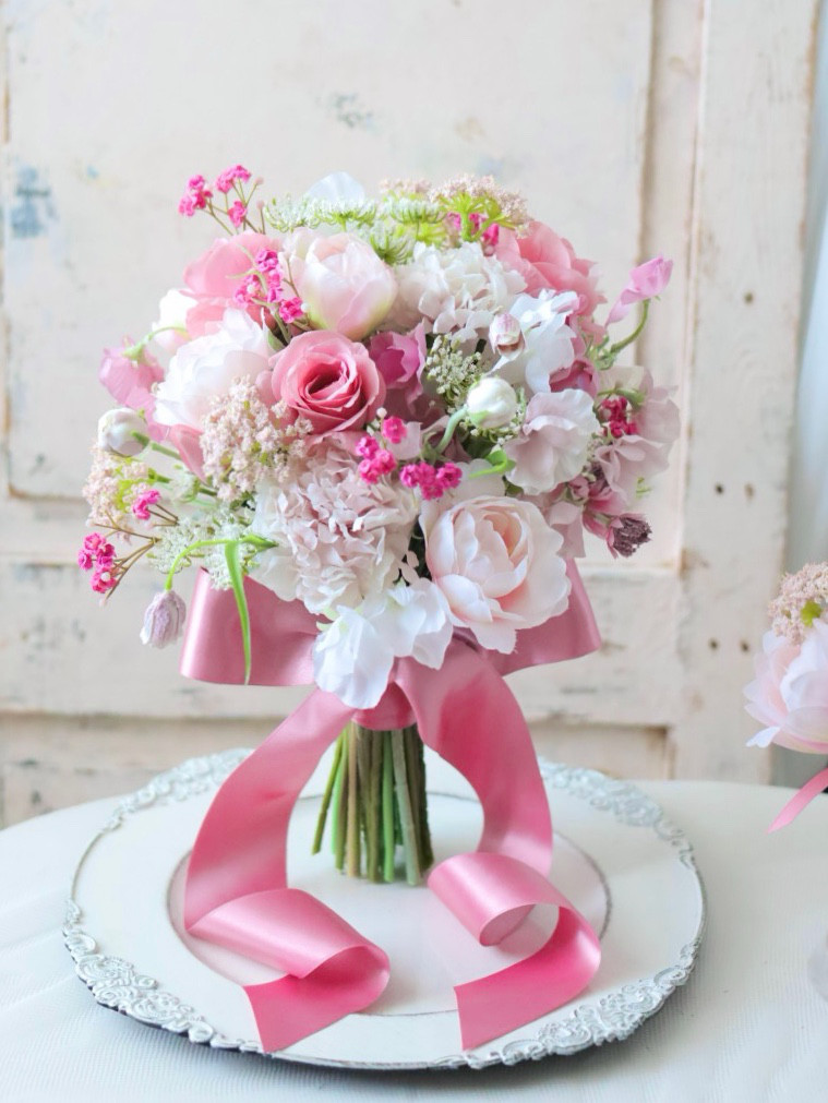 メロウピンクブーケ　ウェディングブーケ　チューリップブーケ　ブートニアセット