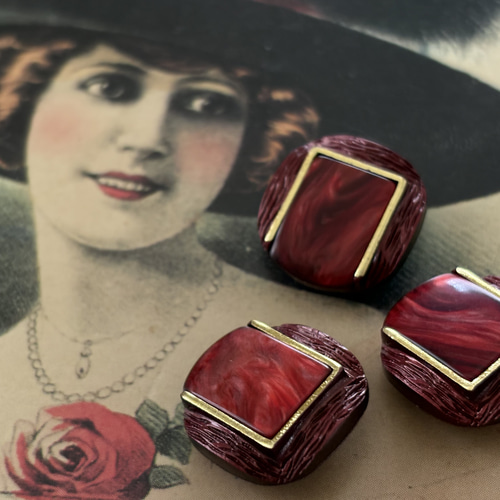 15mm×16mm Japanese ヴィンテージボタン カボション マーブル調 レッド