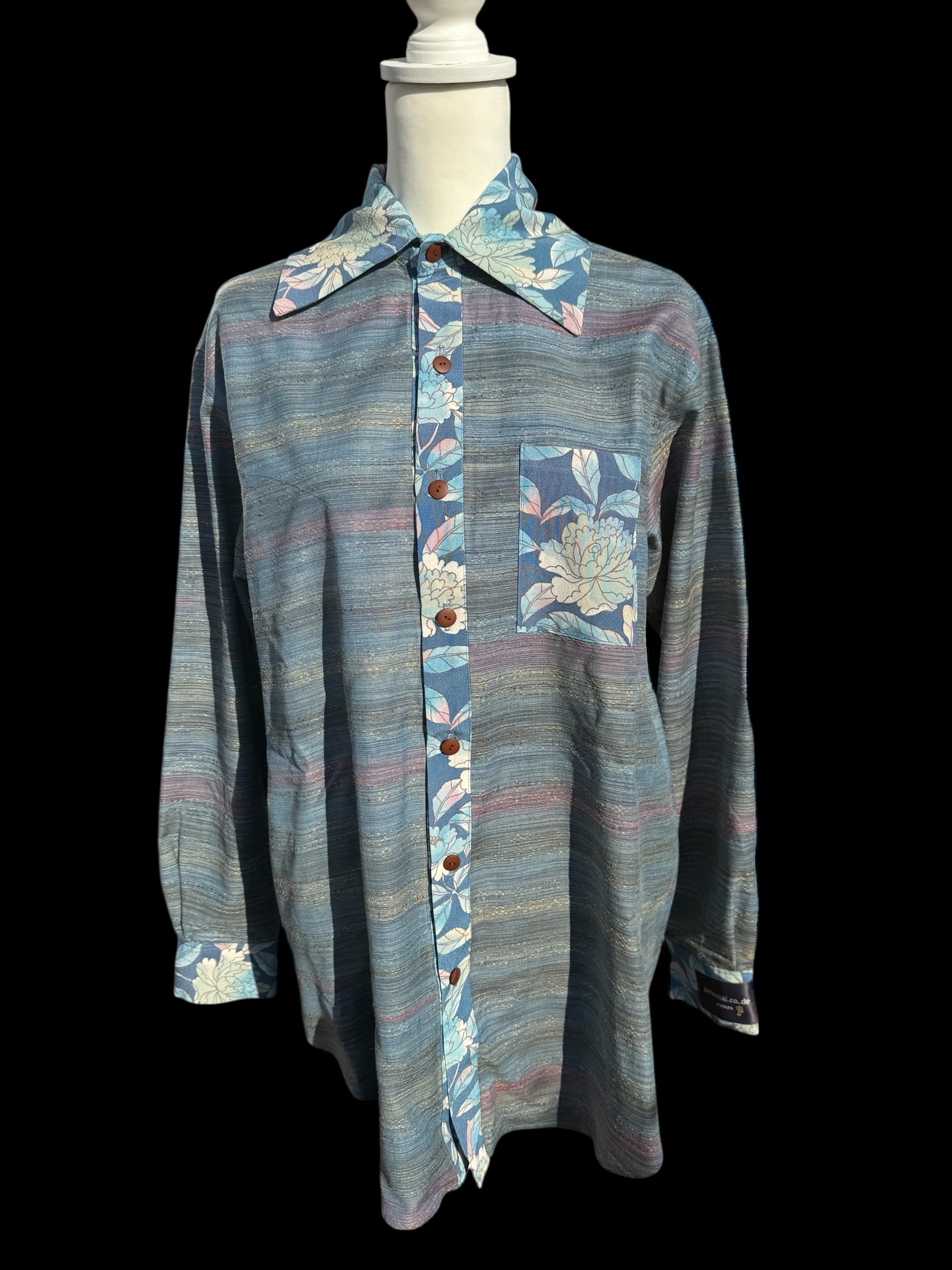 ご祈祷ロングシャツ【一点物】青霞に咲く、静かな調和  着物リメイク