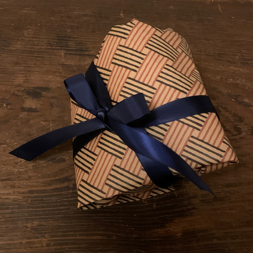 一輪差し／釣鐘形／信楽焼花入／勝己造 一輪差し／釣鐘形／信楽焼花入／勝己造