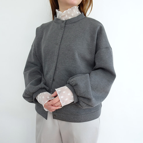 可愛いみんとシーニュ　パフスリーブカーディガン　グレー 一枚着から羽織まで】とろモチ素材のパフスリーブカーディガン〈杢