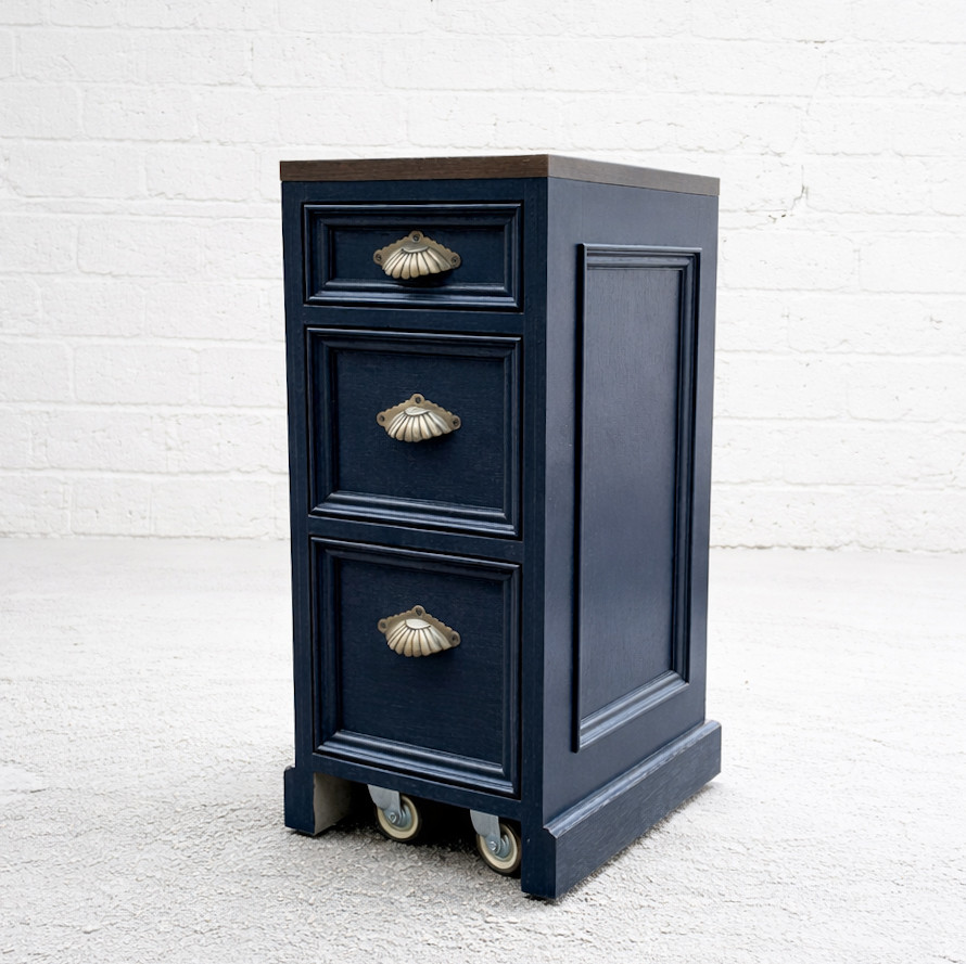 かわいい おしゃれ ネイルサロン キャスター付きワゴン アンティーク調 木目調 大理石天板 オーダーメイド店舗家具