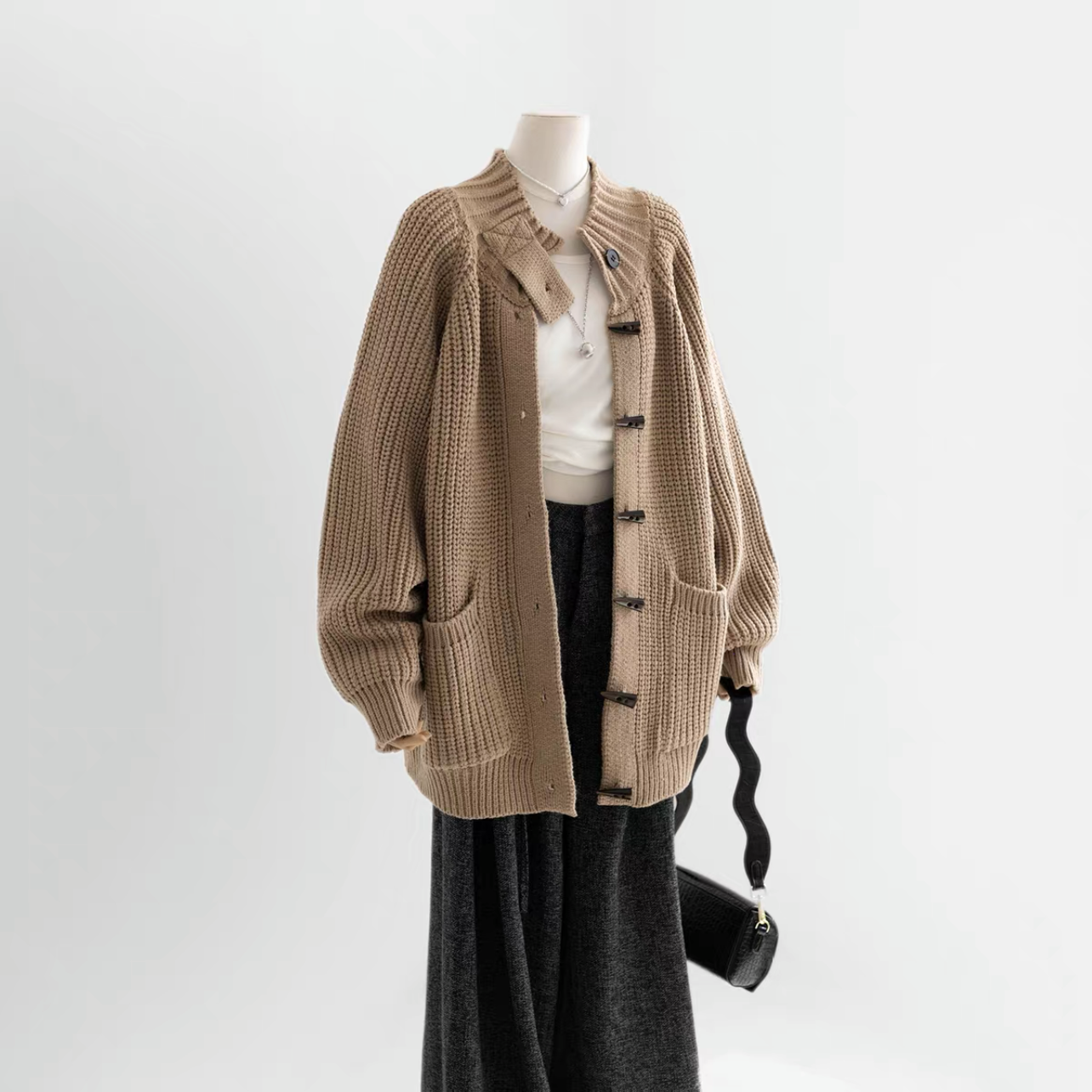 新作｜レディースニット 春秋　　おしゃれセーター　ゆったりタイプ