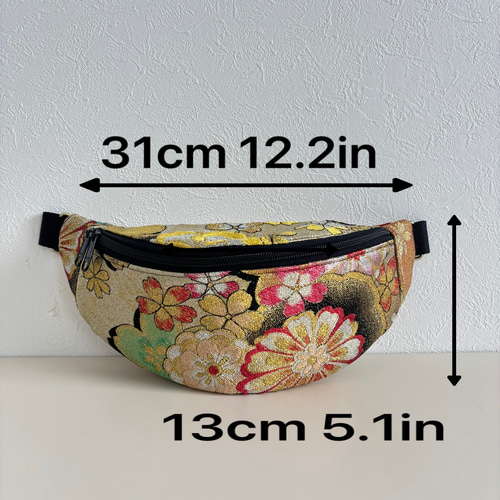 帯リメイク スリングバッグ｜華やかな菊文様の和柄ゴールド｜ジッパー