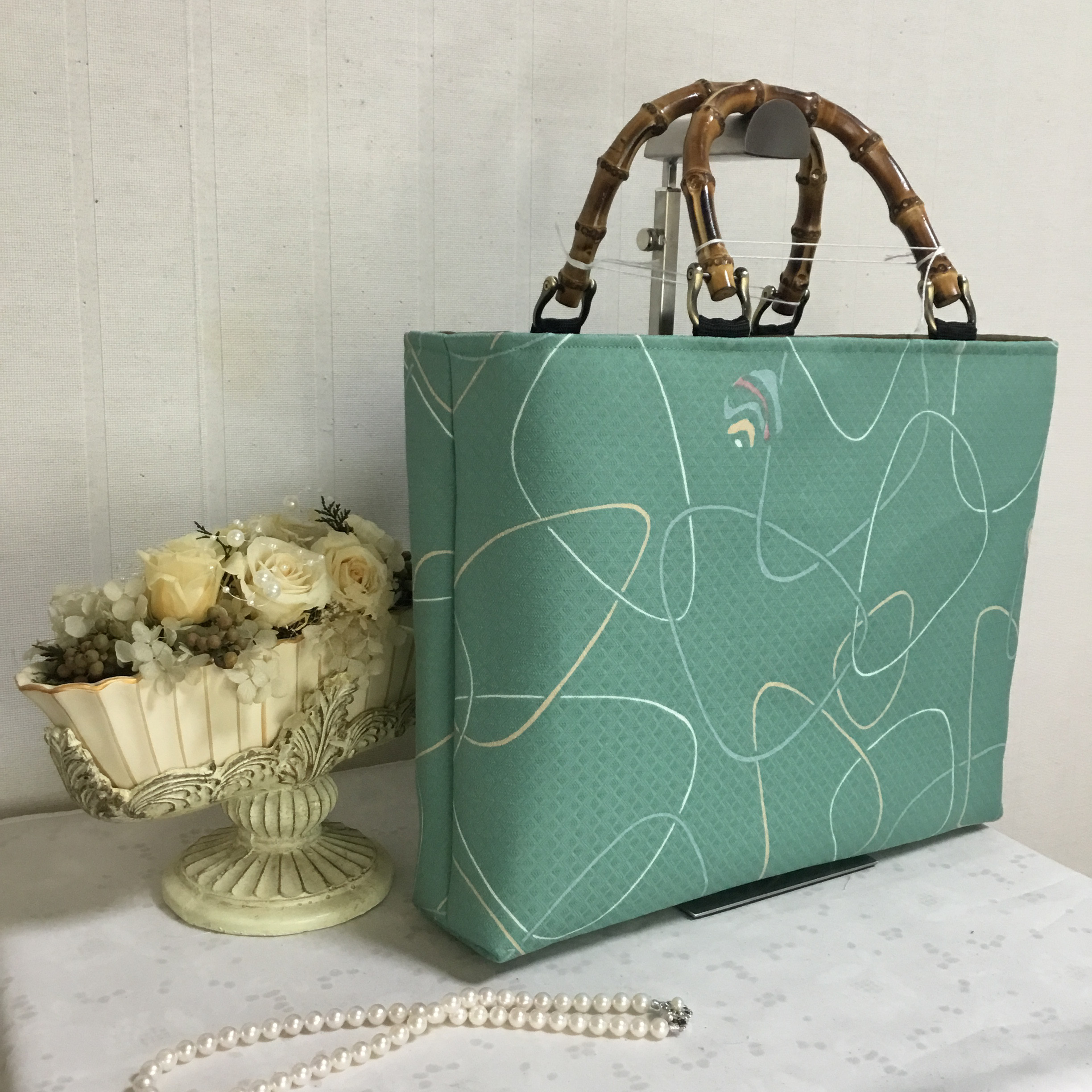 花ぷらら・春のお出かけ・シンプルで使いやすい・洋服でも着物でも使える・着物・カバン・トートバッグ・大きめ・147