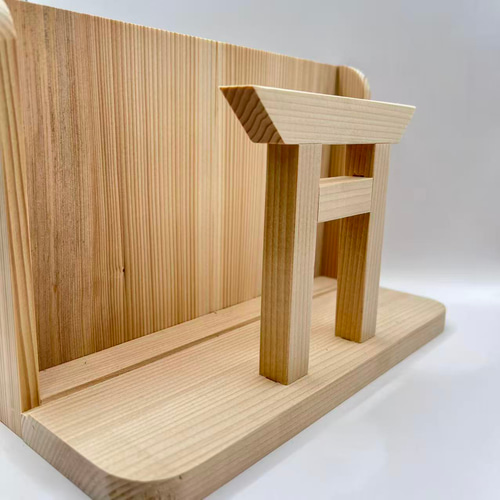 手作り 無垢木製 神棚スタンド｜家具の上に置けるシンプル神棚｜現代の 