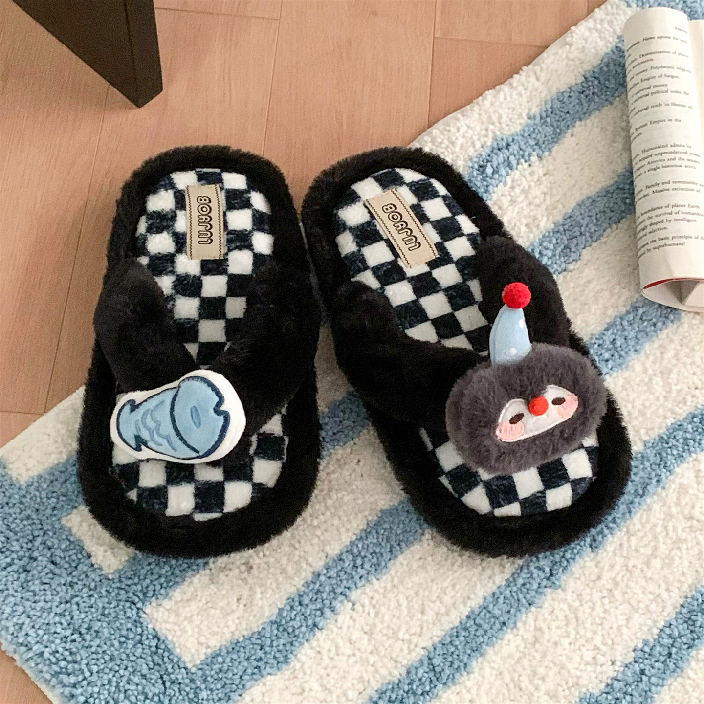 秋冬用 メンズ / レディース 可愛い ビーチサンダル 滑り止め モコモコ 挟みつま先 インドア & アウトドア両用 綿