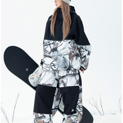 数量限定 スノボウェア 上下セット 葉っぱ柄 迷彩 3L 撥水 防寒