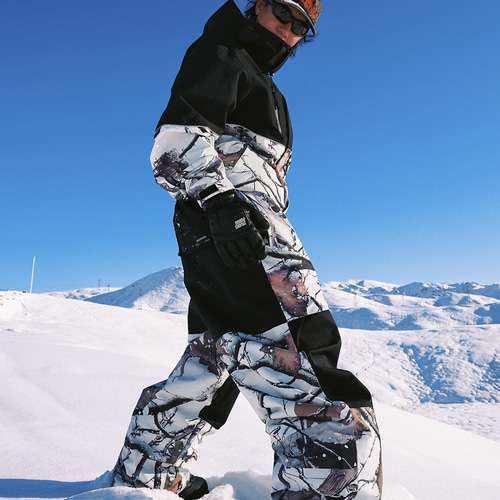 数量限定 スノボウェア 上下セット 葉っぱ柄 迷彩 3L 撥水 防寒