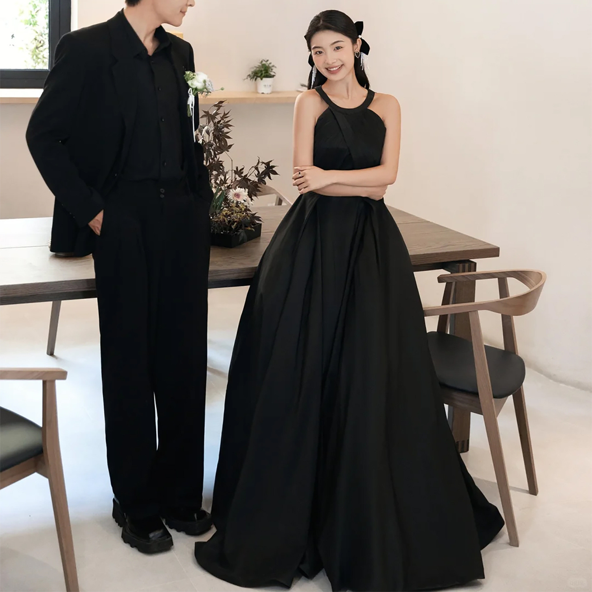 高級感 黒 白 サテン パーティードレス シンプル 韓国風 結婚式 花嫁 成人式 演奏会 誕生日 前撮り HL990