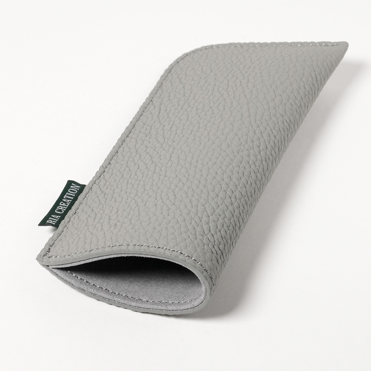 ドイツシュリンク シワ有り ショルダー部位使用 本革 ソフト 小さめ メガネケース　グレー