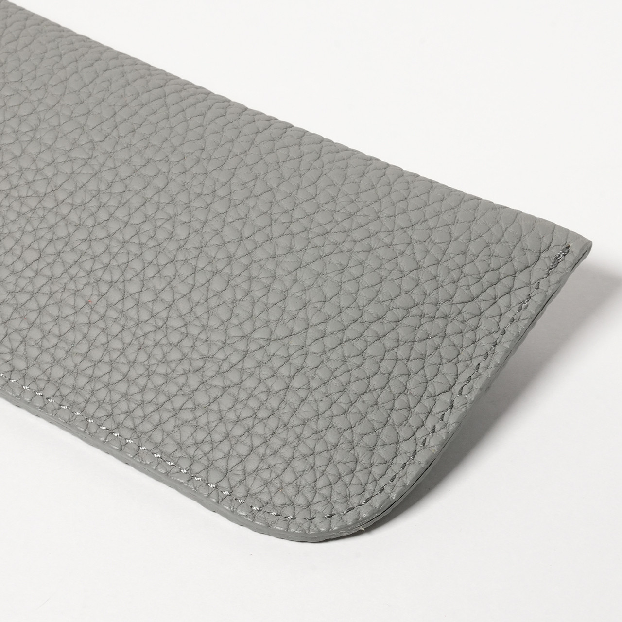 ドイツシュリンク シワ有り ショルダー部位使用 本革 ソフト 小さめ メガネケース　グレー