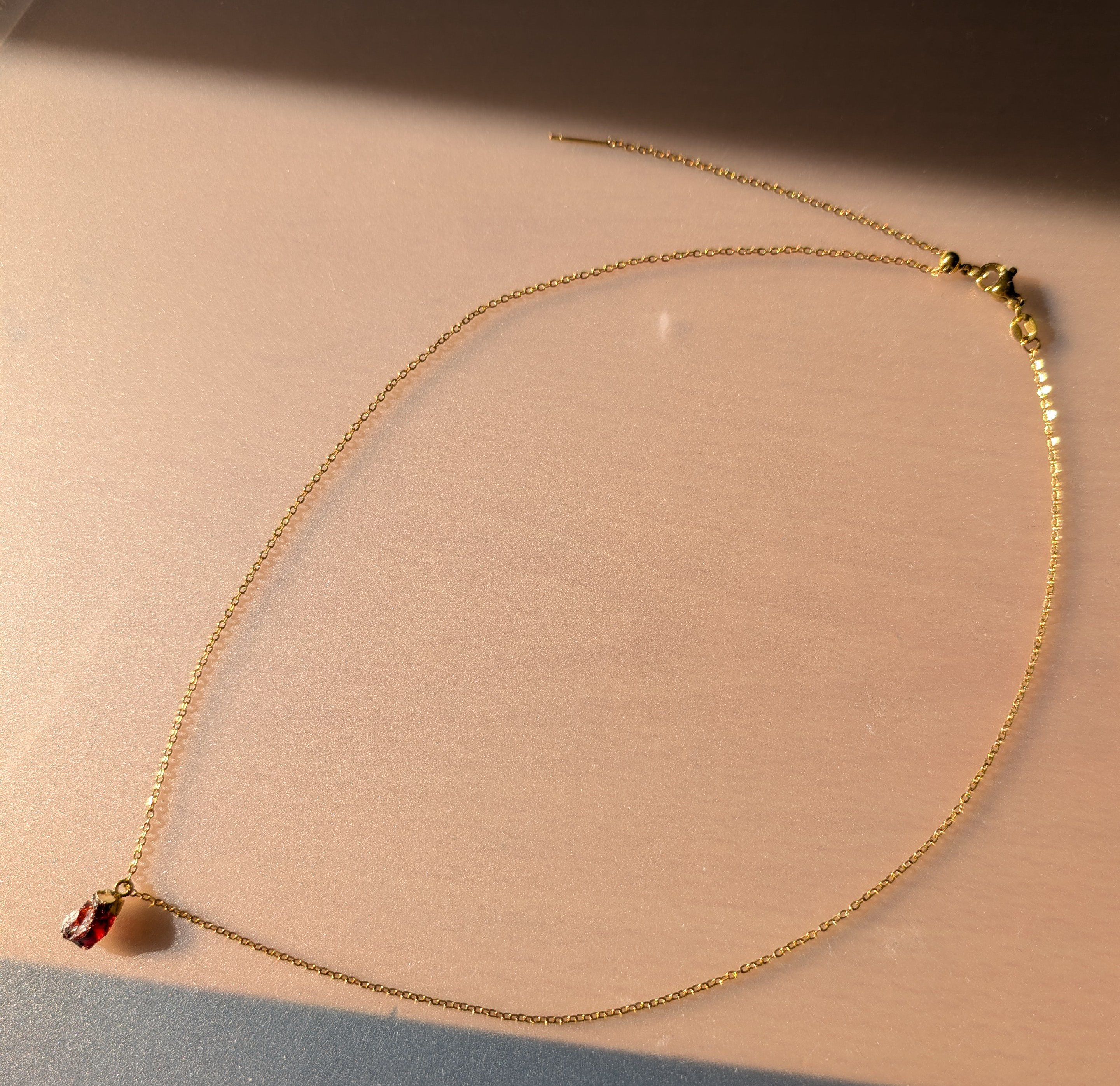 ガーネットネックレス　粒　1月誕生石