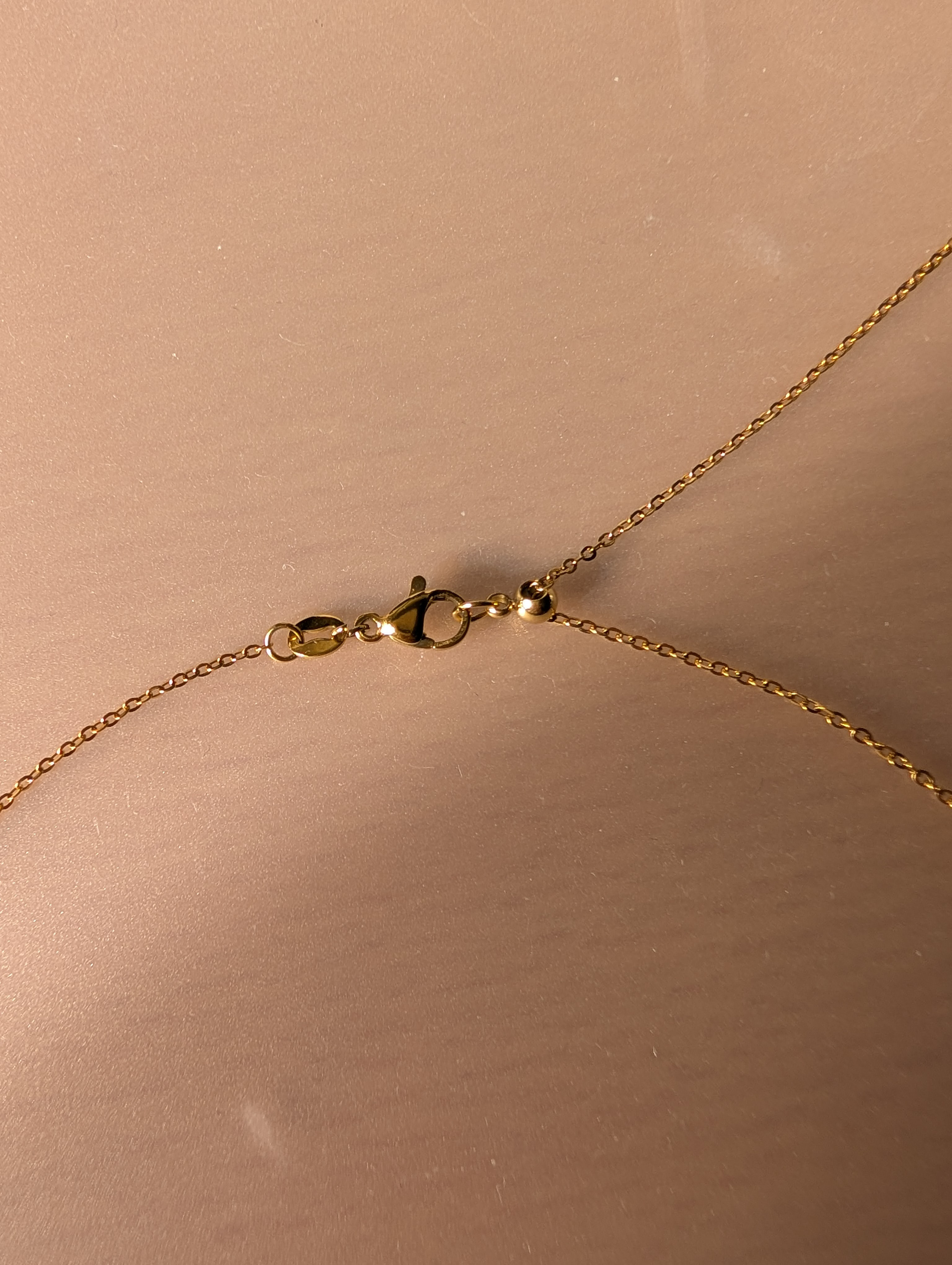 ガーネットネックレス　粒　1月誕生石