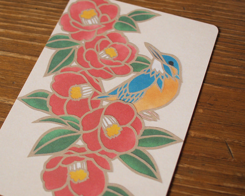 切り絵「椿」の一閑張り 4f99af44f228c428a921dd5166f197