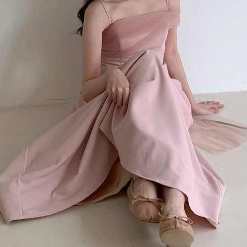 【pink】韓国風　ブラック×グレー　チュールドレス オーダー制作】ウエディングドレス ピンク/グレイチュールドレス