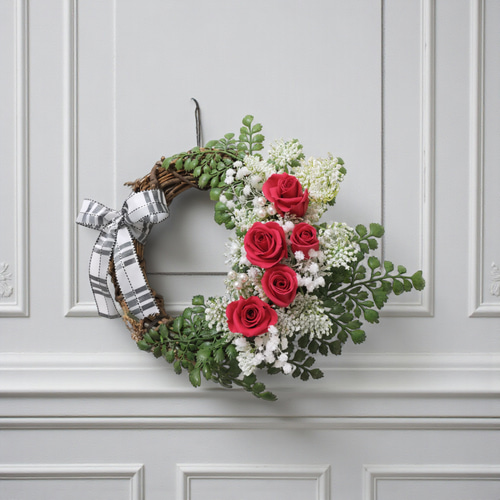 赤い薔薇のリース リース T.Kサワヤカ kako 通販 20258699｜Creema