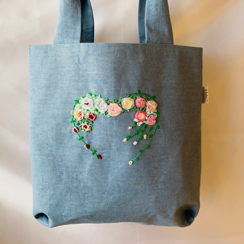 水色のカワイイくぼみつきミニトートバッグ 550mlペットボトルが入る