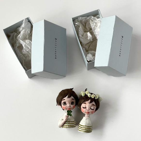 和紙人形『シロツメクサの花冠と四つ葉のクローバー』小さな幸運を運ぶミニドール(胸像)セット 8枚目の画像