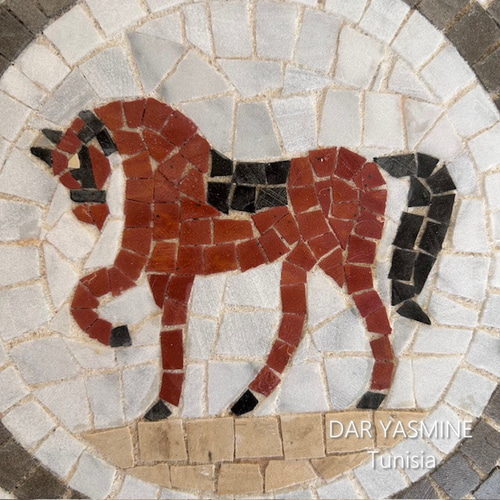 モザイクタイル＊チュニジア伝統工芸 躍動感の溢れる馬の姿 馬01
