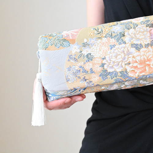 花丸文・華紋織出し ライトブルー シルク帯リメイク 2Wayクラッチ