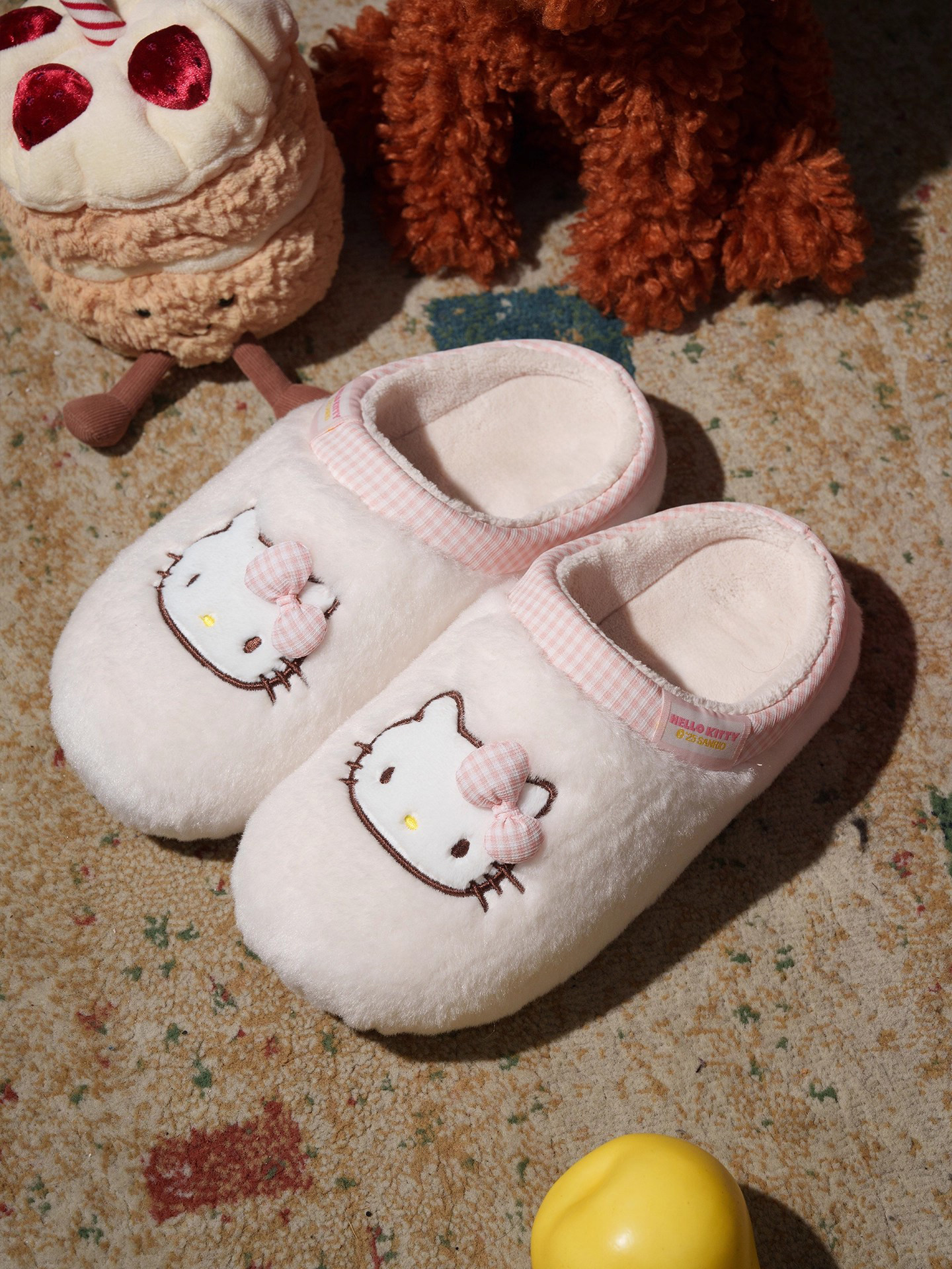 冬用 綿スリッパ レディース モコモコスリッパ 可愛い モフモフ 暖かい インドア用 綿靴 4,500円