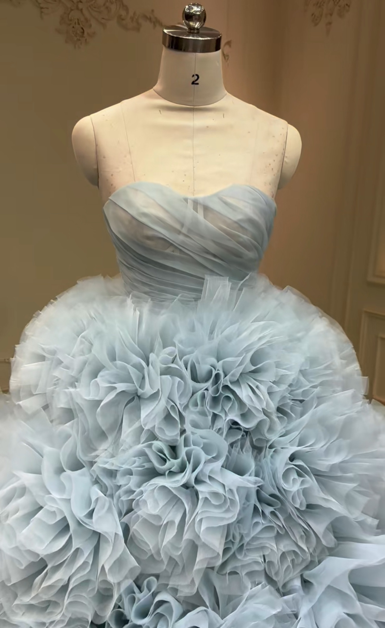 上質なドレス　胸フリル　水色　お色直し　妊娠マタニティー対応可能　サイズオーダー　ボリューム感　フレアスカート　二次会前 71,390円