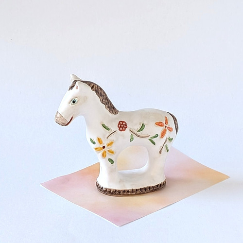 陶器製 馬の置物 花の装飾付き 唐三彩の馬の置物/中サイズ/中国/陶器/アンティーク | 骨董