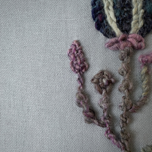 一点もの】『手紡ぎ糸のお花. d'』手刺繍ファブリックパネル その他