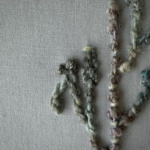 一点もの】『手紡ぎ糸のお花. d'』手刺繍ファブリックパネル その他