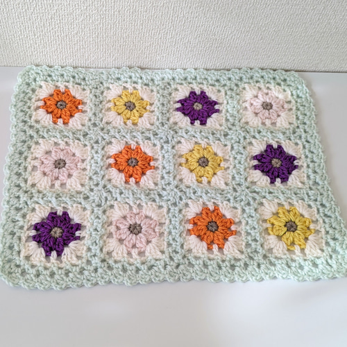 マルチカバー ウール毛糸 オレンジ＆イエロー グラニースクエア かぎ針