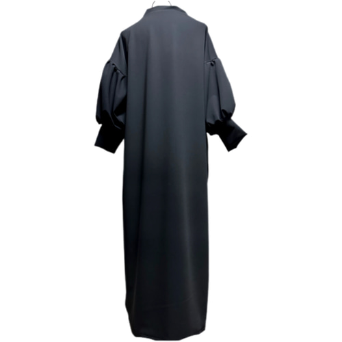 振袖 着物リメイク ドレス 和柄 ワンピース 黒×牡丹や菊 ぽわん袖