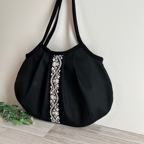 ☆インド刺繍レースグラニーバック 肩掛けショルダーバッグ タック入り