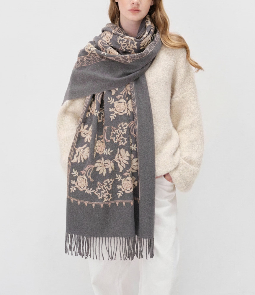 フラワー刺繍の大判ストール マフラー グレー