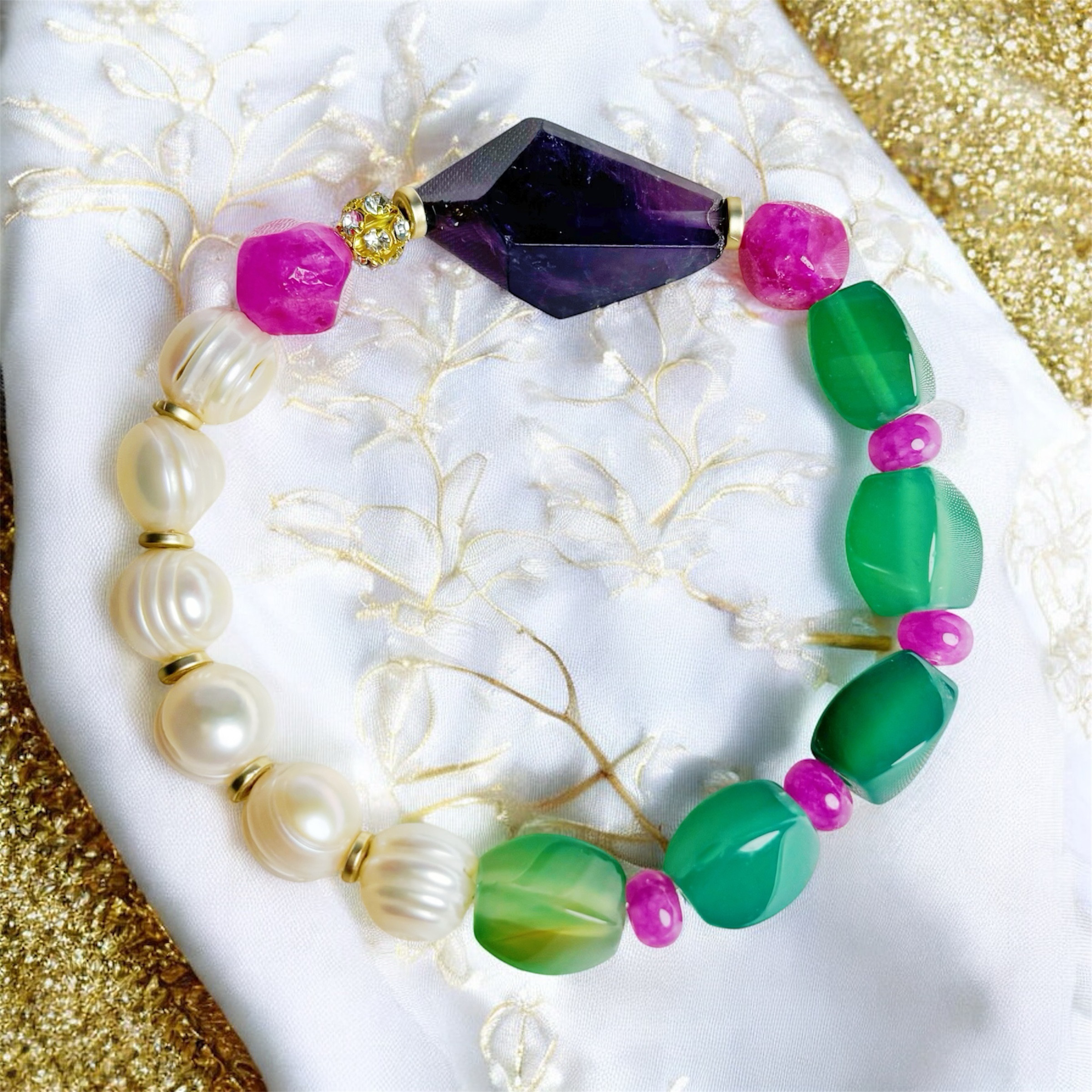 シンプルな装いをドラマティックに！異国のお姫様天然石ブレスレット アメジスト×淡水パール×ピンクトルマリン etc