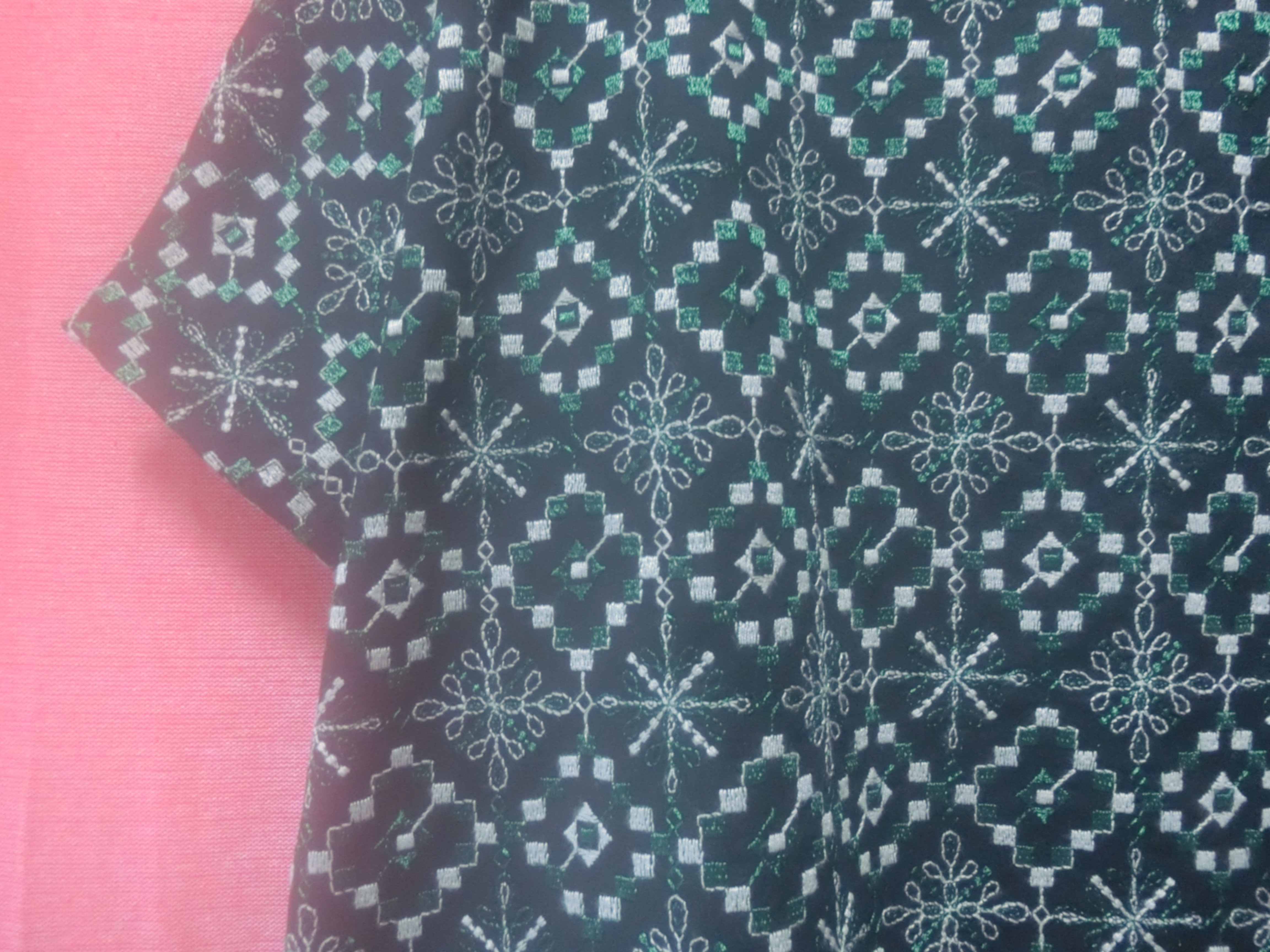 【重ね着】北欧雪タイル 刺繍レースゆったり ワンピース 黒