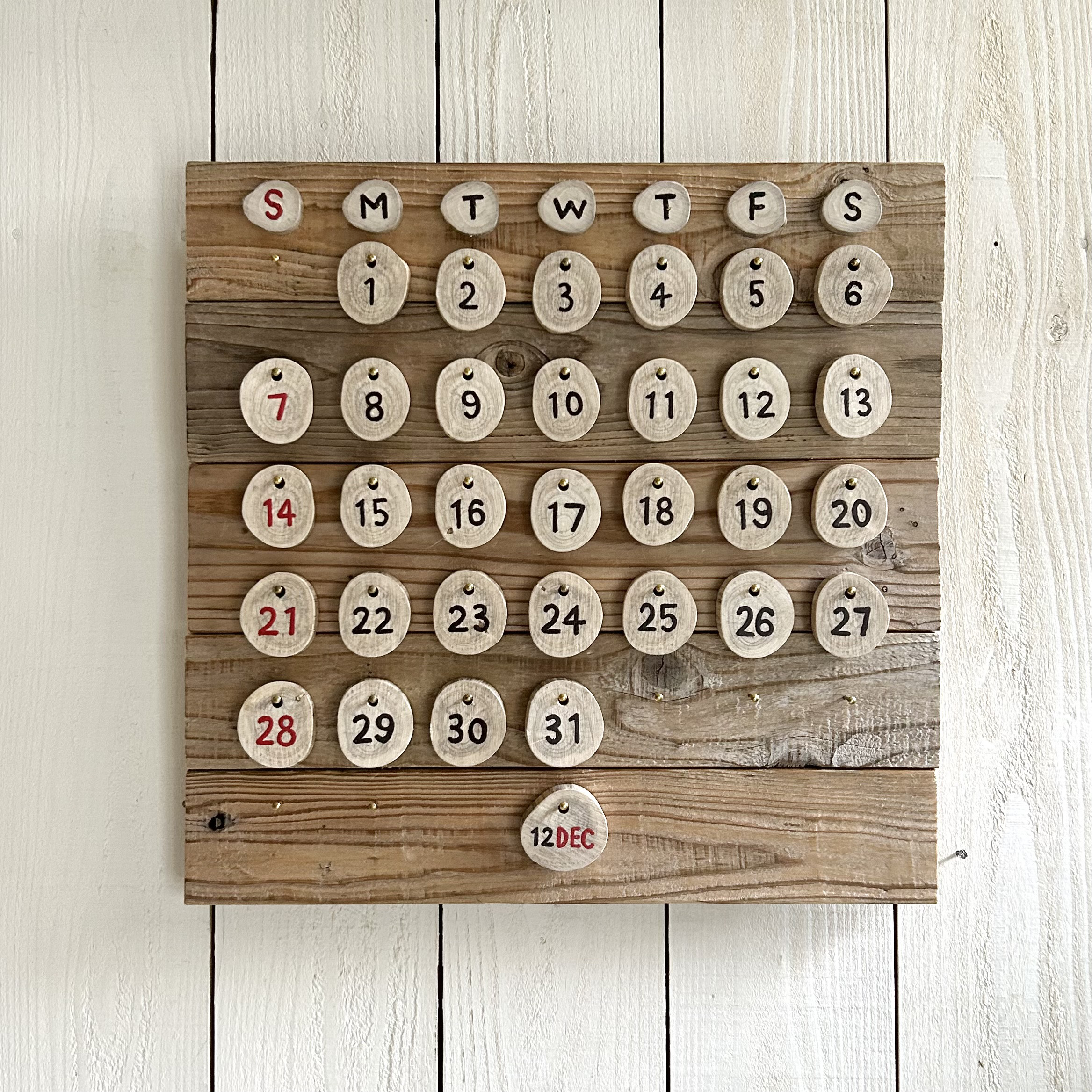 流木の万年カレンダー