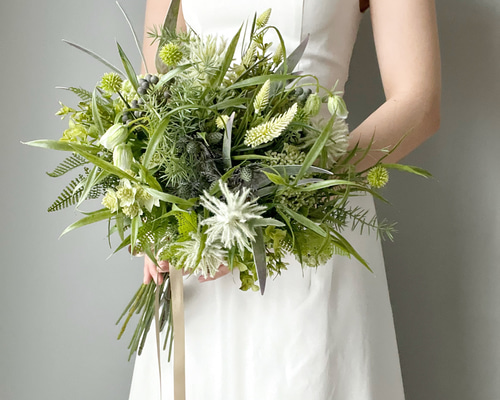 モダンなボタニカルグリーンブーケ｜前撮り・結婚式・ホテル婚に