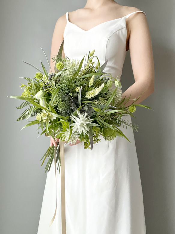 モダンなボタニカルグリーンブーケ｜前撮り・結婚式・ホテル婚に