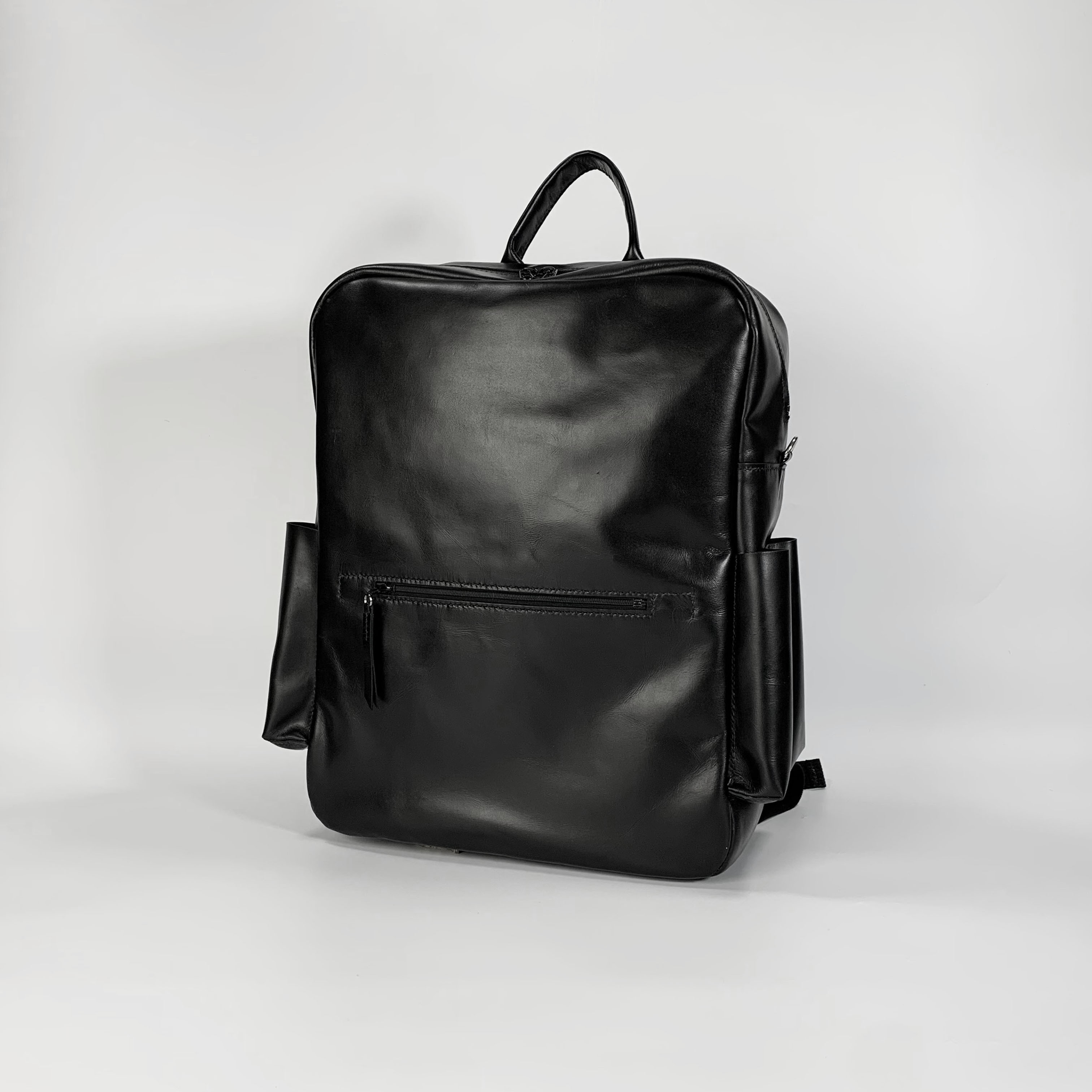 大きい本革リュック[A3対応] (黒)