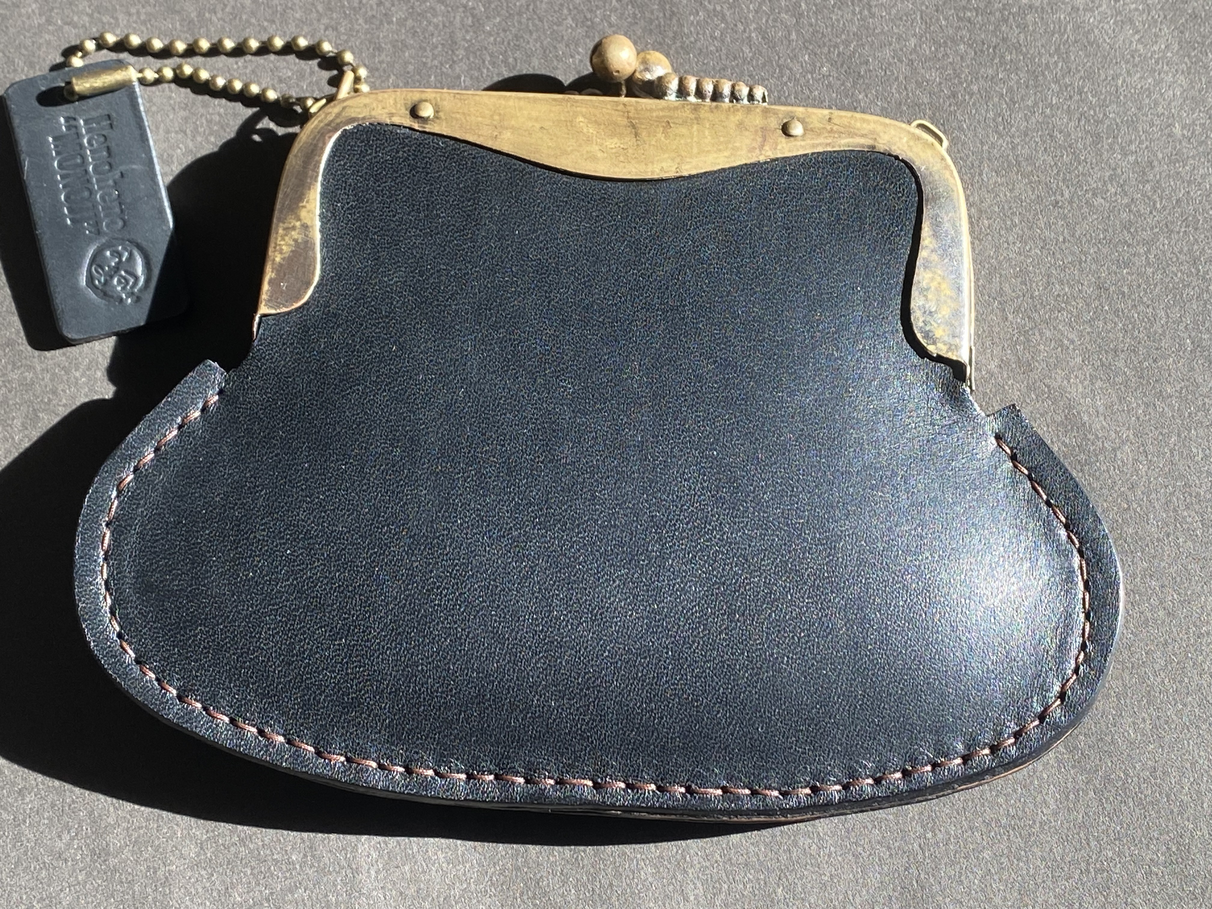 コインケース　がま口　イタリアンレザー　ミネルバリスシオ　ブラック　アンティーク口金