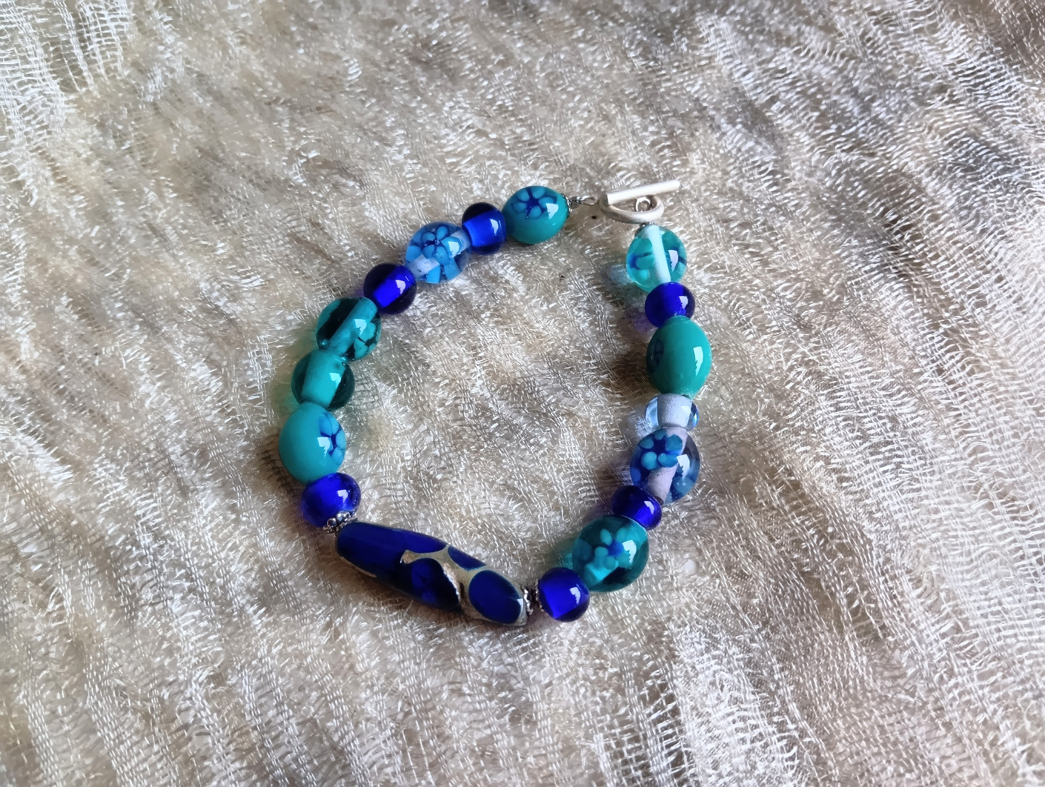 銀箔入り青花模様青のブレスレット
