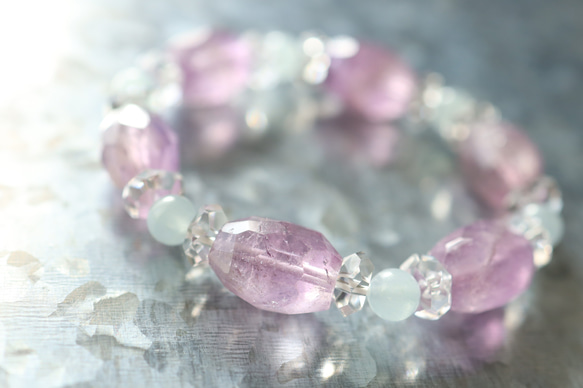 ☆プレミアムブレス☆ピンクアメジスト：約16×12ミリ＆アクアマリン
