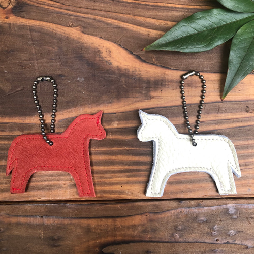 馬型レザーキーホルダー 馬蹄型 キーホルダー 革/レザー 日本製【VANCA/バンカクラフト革物語】