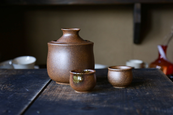 新年の祝い酒に♪ギフトにおすすめ　日本酒1合！【3分で熱燗が楽しめる】伊藤さんご家族のつくる酒燗器・ぐい呑み2つ・茶 1枚目の画像