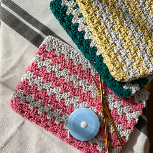 フラットポーチ 大きめポーチ かぎ針編み イエロー ポーチ 2244_knit