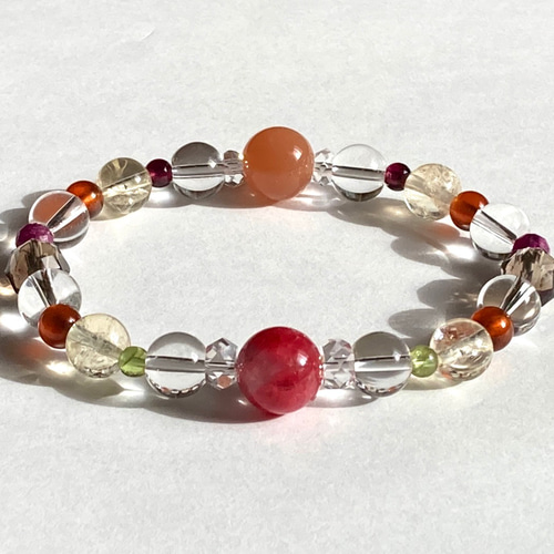 2026年・丙午「吉兆をまとう午年 飛翔の真紅守り」】ラッキカラー