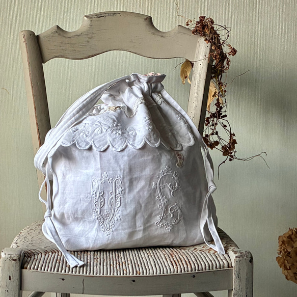 antiquelinen＆whitework*モノグラム手刺繍*クローバー*ダマスク織り