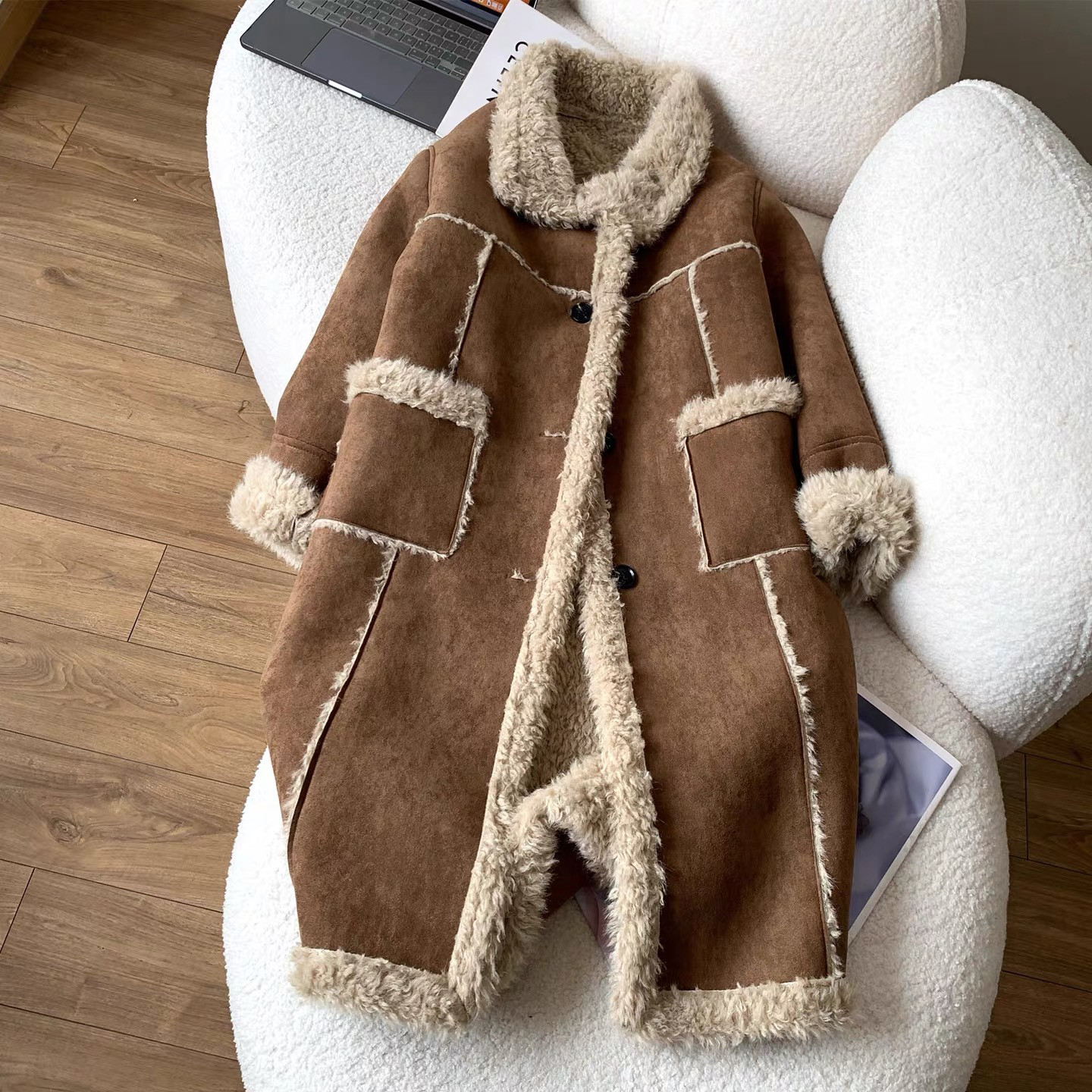 フェイクムートンコート